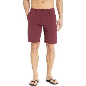 Volcom Chino Shorts Size 32 in Burgundy